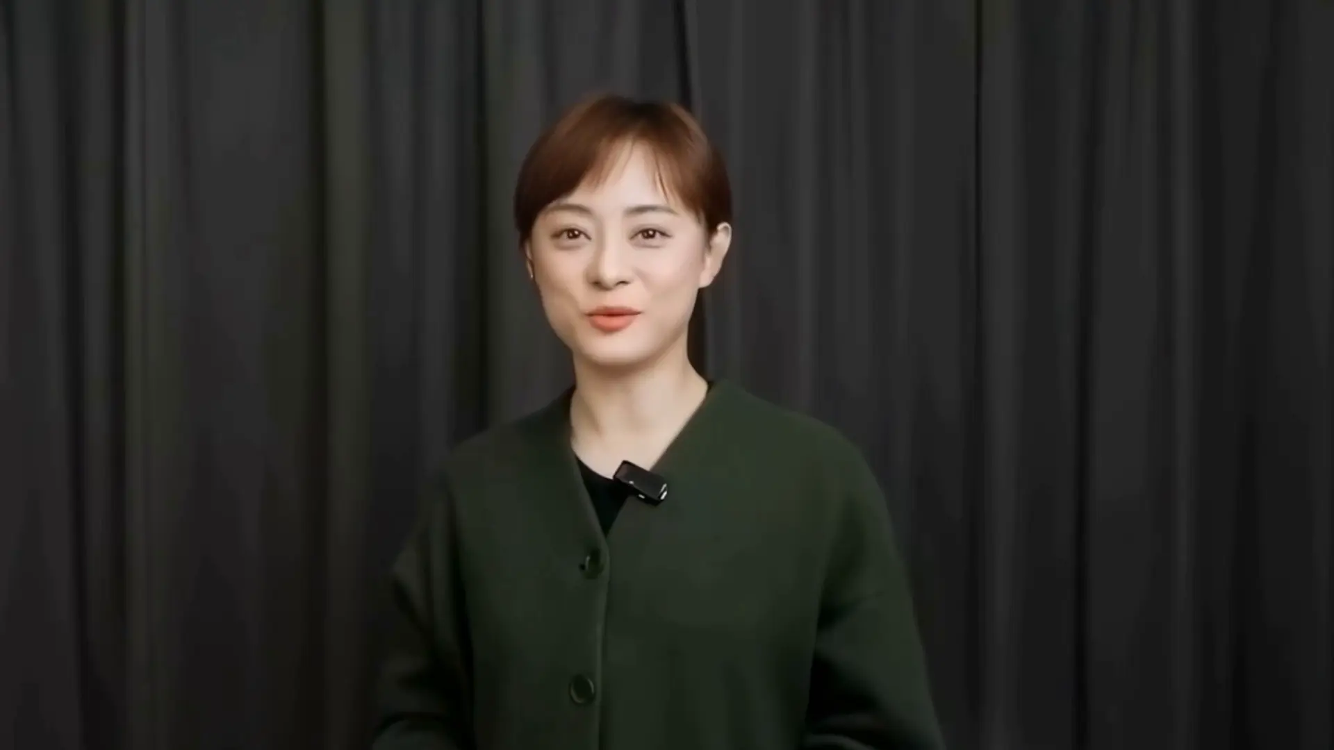 孙俪黑衣服